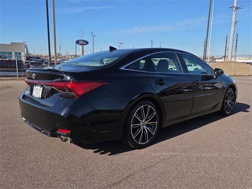 2019 Toyota Avalon XLE Touring