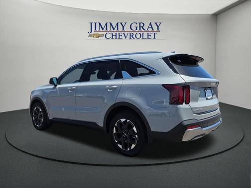 Wolf Gray 2025 Kia Sorento S