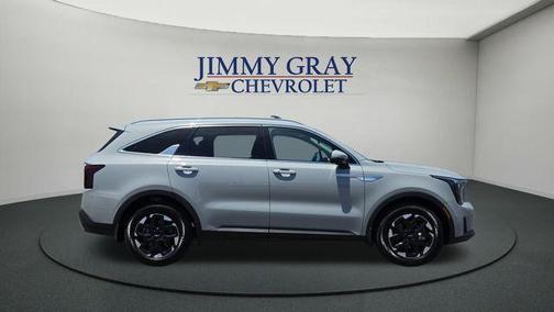 Wolf Gray 2025 Kia Sorento S