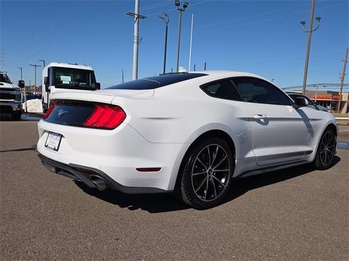 2020 Ford Mustang EcoBoost