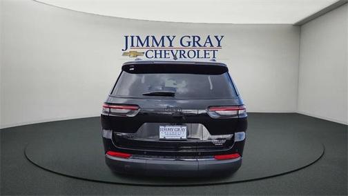 2022 Jeep Grand Cherokee L Laredo