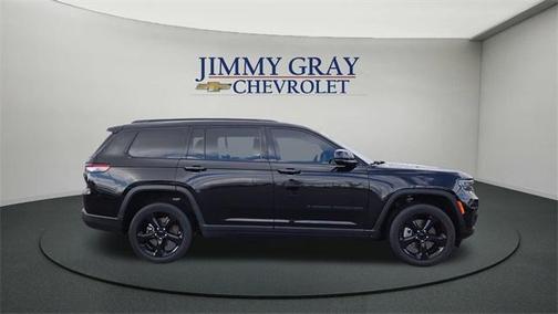 2022 Jeep Grand Cherokee L Laredo