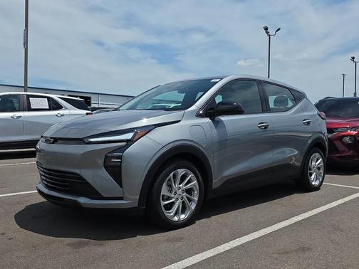 Sterling Gray Metallic 2027 Chevrolet Bolt LT
