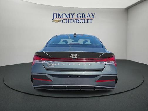 Amazon Gray 2024 Hyundai ELANTRA SEL