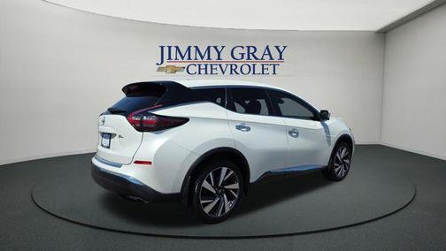 White 2023 Nissan Murano SL