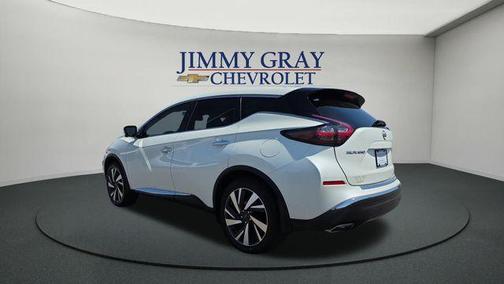 White 2023 Nissan Murano SL