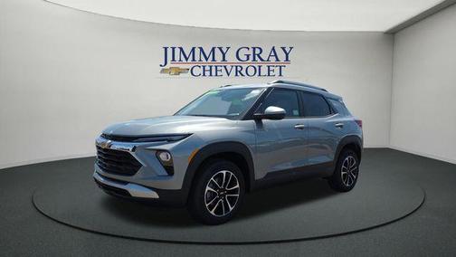 Sterling Gray Metallic 2026 Chevrolet Trailblazer LT