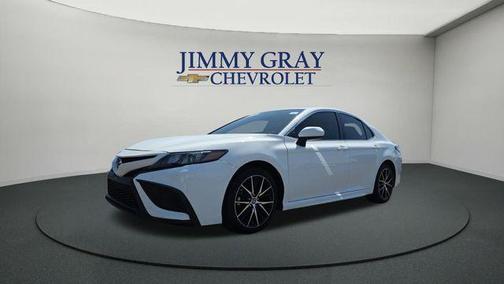 Super White 2021 Toyota Camry SE