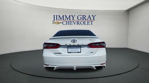 Super White 2021 Toyota Camry SE