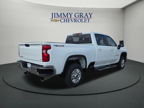 Summit White 2025 Chevrolet Silverado 2500 LT