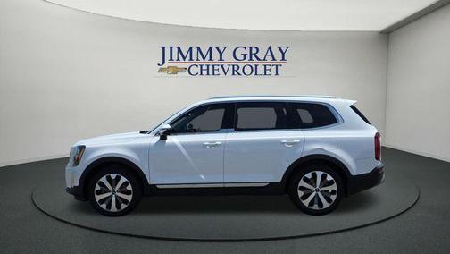 Glacial White Pearl 2022 Kia Telluride EX
