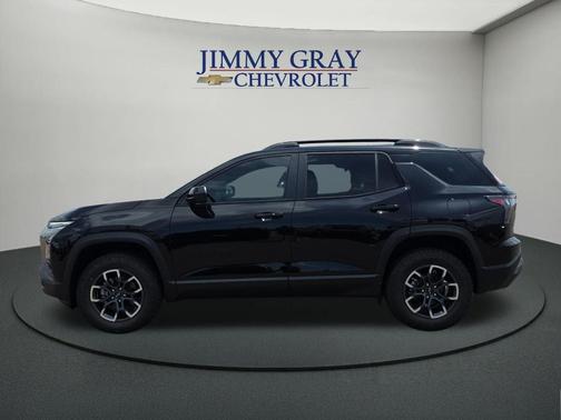Mosaic Black Metallic 2026 Chevrolet Equinox ACTIV