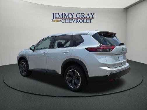 Brilliant Silver Metallic 2024 Nissan Rogue SV
