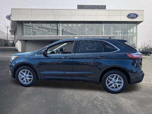 2022 Ford Edge 