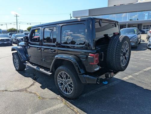 2024 Jeep Wrangler HIGH ALTITUDE