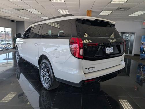 STAR WHITE MET TRI-COAT 2025 Ford Expedition PLATINUM