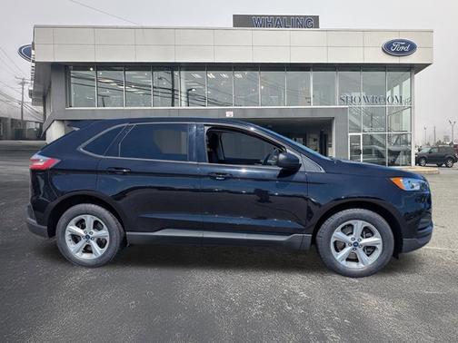 2022 Ford Edge SE