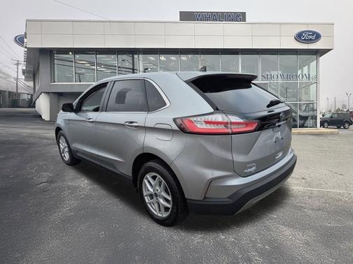 2022 Ford Edge 