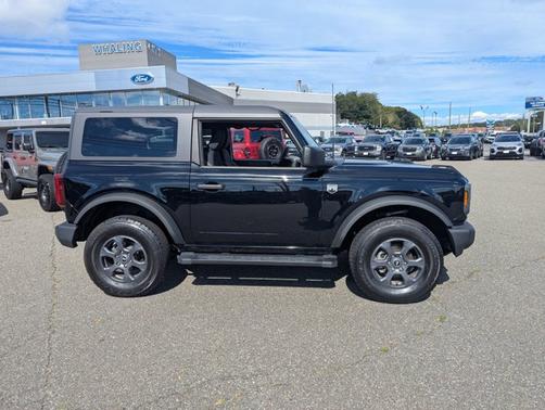 2022 Ford Bronco 