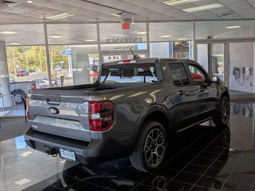CARBONIZED GRAY METALLIC 2026 Ford Maverick LARIAT