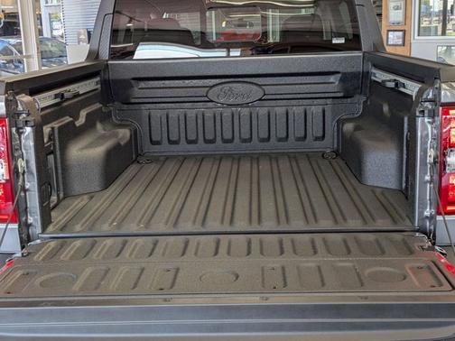 CARBONIZED GRAY METALLIC 2026 Ford Maverick LARIAT