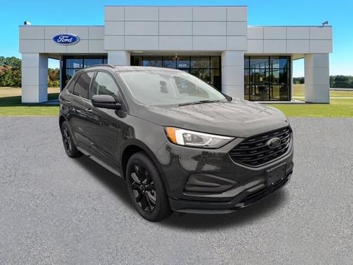 2023 Ford Edge SE