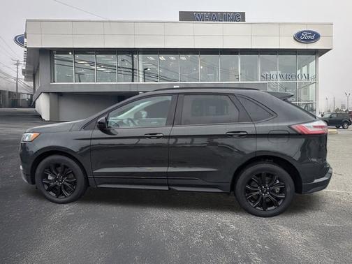 2023 Ford Edge SE