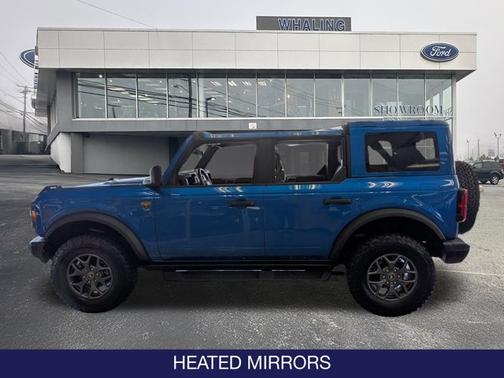 VELOCITY BLUE METALLIC 2025 Ford Bronco BADLANDS