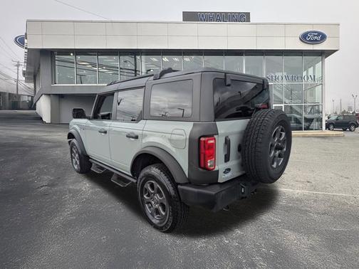 2022 Ford Bronco 