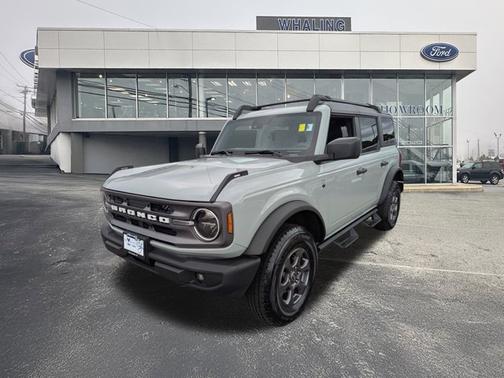 2022 Ford Bronco 