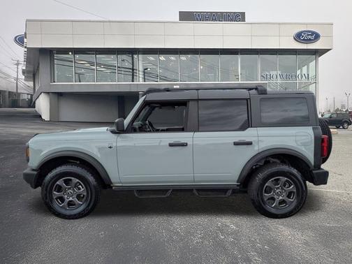 2022 Ford Bronco 