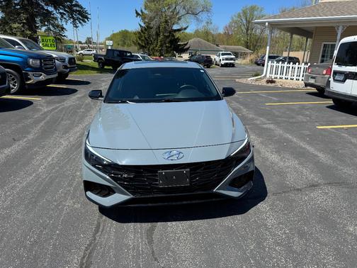 2022 Hyundai ELANTRA N-Line