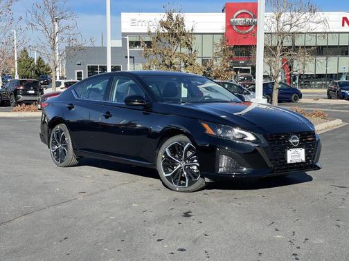 2025 Nissan Altima SR