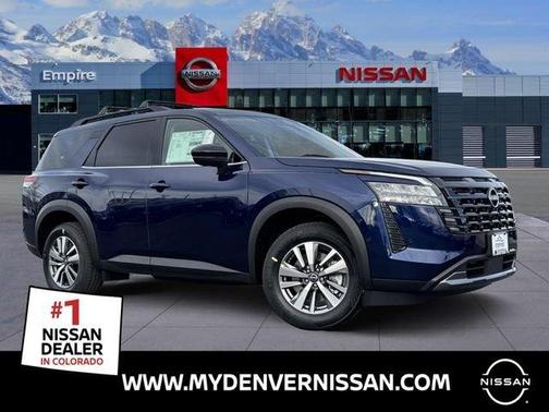 2026 Nissan Pathfinder SL