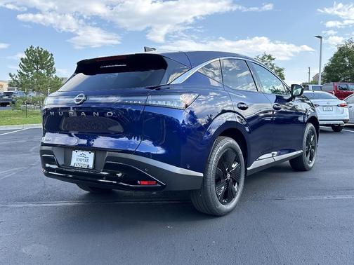 2025 Nissan Murano SV