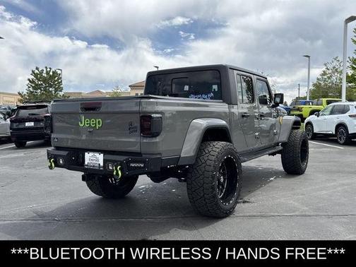 Sting Gray Clearcoat 2022 Jeep Gladiator Sport
