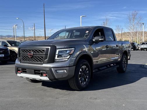 2024 Nissan Titan PRO-4X