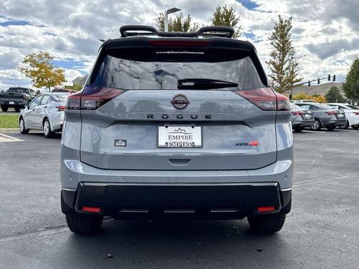 2026 Nissan Rogue Rock Creek