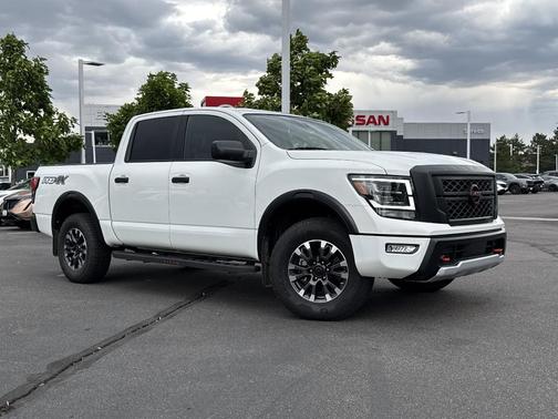 2024 Nissan Titan PRO-4X