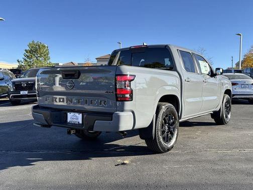 2026 Nissan Frontier SV