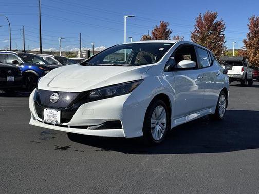 2025 Nissan Leaf S