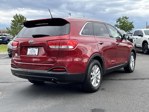 2016 Kia Sorento LX