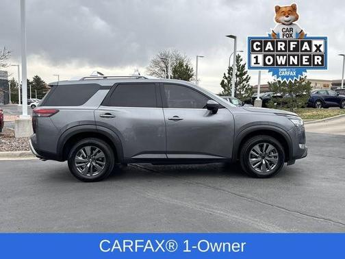 Gun Metallic 2023 Nissan Pathfinder SL