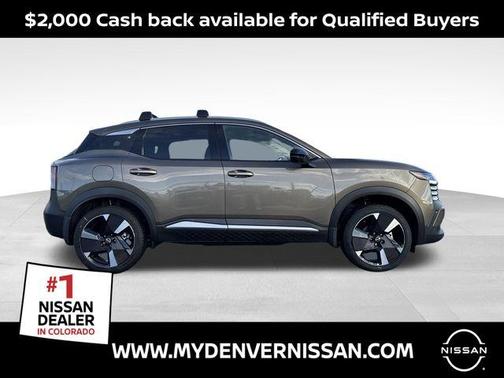 Canyon Bronze M 2026 Nissan Kicks SR