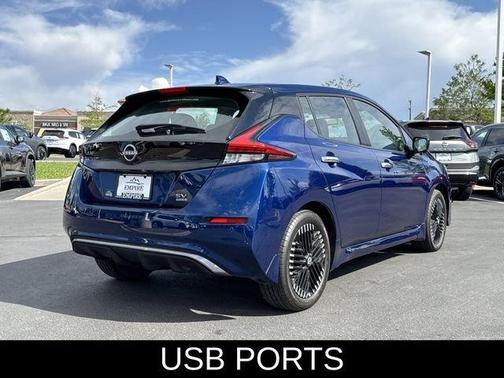 Deep Blue Pearl 2025 Nissan Leaf SV PLUS