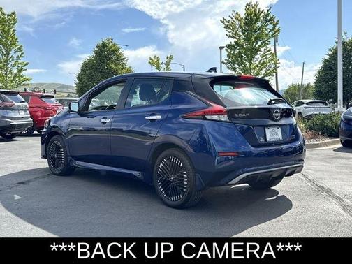 Deep Blue Pearl 2025 Nissan Leaf SV PLUS