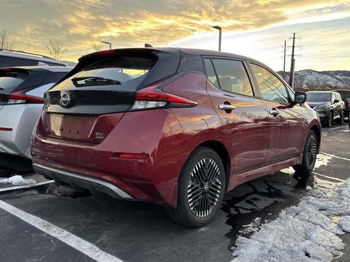 2024 Nissan Leaf SV PLUS