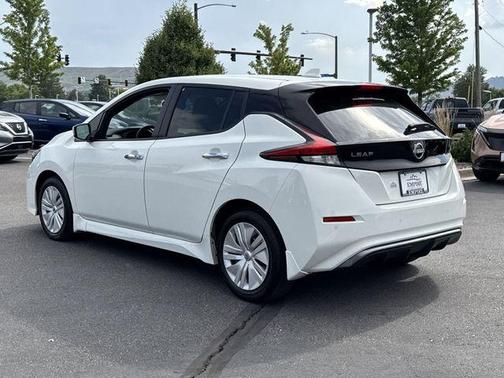 2025 Nissan Leaf S