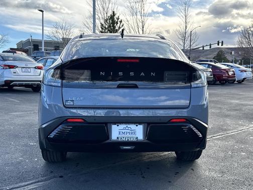 2026 Nissan Leaf PLAT+