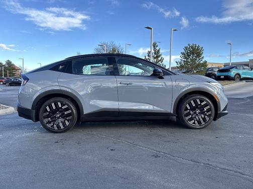 2026 Nissan Leaf PLAT+